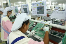 [르포]태국 한솔LCD 수요증가에 눈코뜰 새 없어요