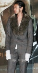 [★포토]머리 묶는 남자…멋쟁이 다 모였네 ④오다기리 죠