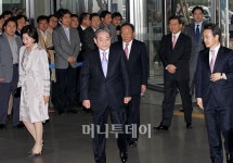 [사진]이건희 회장, 서초동 삼성본관 첫 방문