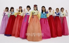 [★포토]한복 입은 한복돌, 어때요? ①소녀시대