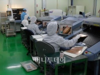 스마트기기 인기에 연휴가 사라졌어요