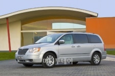 넉넉하고 쓰임새 많은 밴 어떤 차가 있을까?