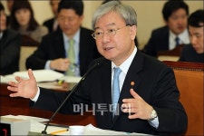 [사진]김석동 위원장 저축銀, 책임 물을 것