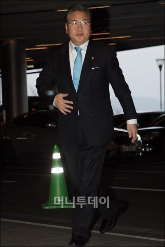 [사진]박진 의원 '정준호, 결혼 축하해'