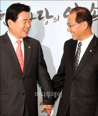 [사진]김진표-황우여 '잘 해봅시다'