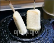 고객이 바로 튀겨 먹어 재미와 맛을 극대화시키는 죽촌