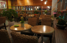 꽃마름, 월남쌈 샤브샤브전문점 시장 선도