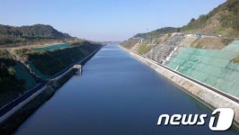 개통앞둔 아라뱃길 현장검증 전문가들 결국 유령운하 될 것