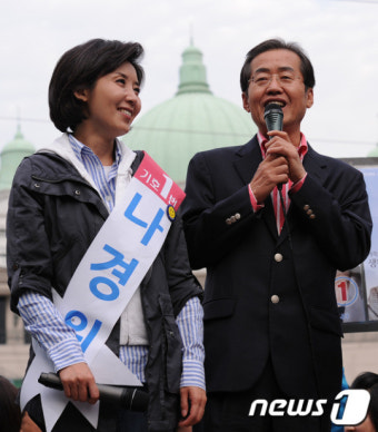[사진]홍준표 대표, 나경원 후보 지원