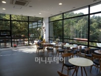 서산의류형제아웃도어 | "의류매장이야, 카페야" 아웃도어 매장의 무한변신