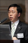[사진]김기홍, 태양광 산업 점점 나아질 것