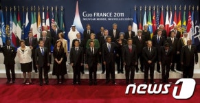 찰칵~ G20 정상들...MB는 어디있지?