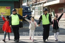 철밥통 벗어던졌지만‥ 봉사로 제2의 인생 살아요