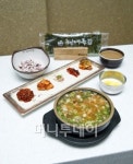 전주 남부시장 명물 콩나물국밥집, 모던풍으로 변신 성공