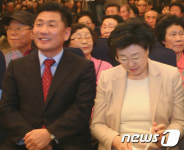 전북 정치인들 한명숙 효과에 이목 집중