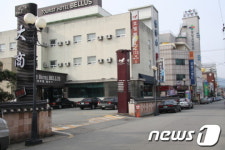 경주시 노인종합복지회관, 밸루스 호텔 매입 특혜 의혹