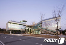 경주시 건축상 금상에 월성원자력 스포츠센터