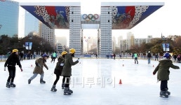 [사진]평화의 광장 올림픽 스케이트장 개장