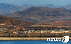 [사진]긴장감 흐르는 황해도 개풍군