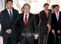 [뉴스&팩트]이재용 삼성전자 사장의 동승..사실은?