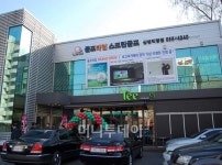 게임용 스크린골프는 이제그만..초고속카메라로 실제 필드느낌대로..