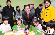 어린이집 보급율은 100% 이상…그런데 원정보육?