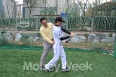 프로야구 MVP에게 훈련 받고 올 시즌엔 주전 도약