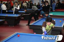 [사진]포항제철소장의 당구실력은 몇점?