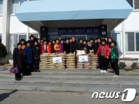 전남 영광군 백수읍 부녀회 지역 경로당에 위문품 전달