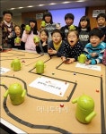 [사진]SK텔레콤, 찾아가는 스마트교실 시범교육 실시
