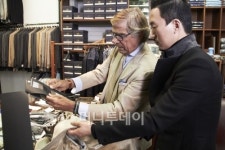 신원, 이태리 거장 '알바자 리노'와 남성복 협업