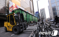 [사진]현대백화점 리모델링 공사장 사고현장