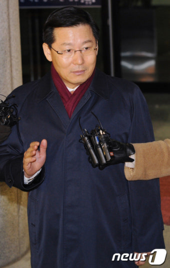 이철규 경기경찰청장 피의자신분 18시간 조사… 혐의 부인