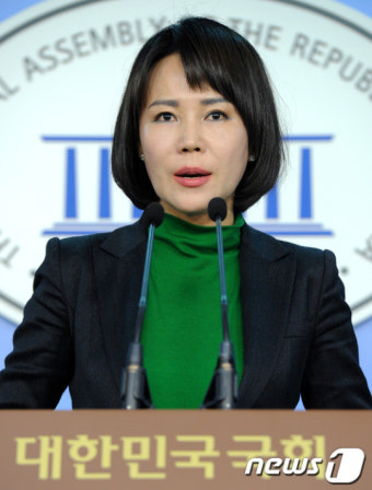 전현희 