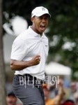 골프황제 우즈, 부활샷 날렸다···PGA 2라운드 1위