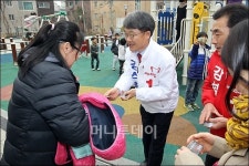 [사진]기호 1번 강석훈 입니다