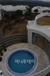 하룻밤 450만원 제주 명품별장 미리 가보니…
