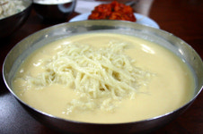 시원~한 여름을 위한 차가운 면요리 잘 하는 집?