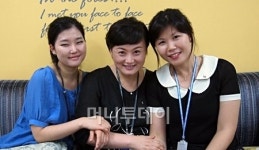 농아고객 상품문의, 눈으로 듣고 손으로 말하죠