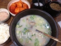 하루 1만2천명에게 무료로 밥 주는 인심으로 차린 국밥집