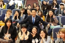 송영길 인천시장, 경인여대서 특강