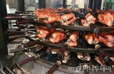 히딩크도 반한 오리집, 줄서서 먹는 옛골토성