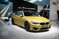 [사진]BMW, 고성능 쿠페 M4 세계최초 공개