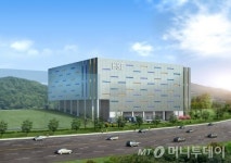 패션기업 F&F, 경기 이천에 통합 물류센터 준공