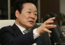 연임 성공 미다스의 손···지역 밀착이 흑자 비결