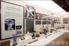 [사진]세계골프역사박물관에 전시된 연덕춘 소장품들