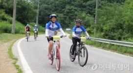 화천 산소길·DMZ 찾은 청소년 자전거 국토순례