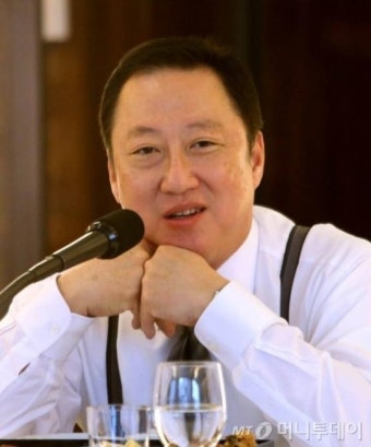 박용만 두산 회장 올 상반기 6억7800만원 보수 받아