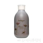 만지고 싶은 촉촉한 피부 가꿔주는 바디 스크럽은?