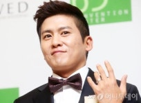 홍경민, 해금 연주가 김유나씨와 결혼…행복하게 살자